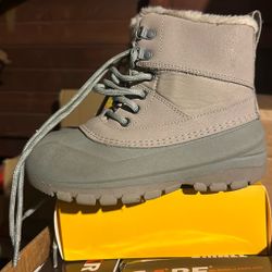 Snow Boots