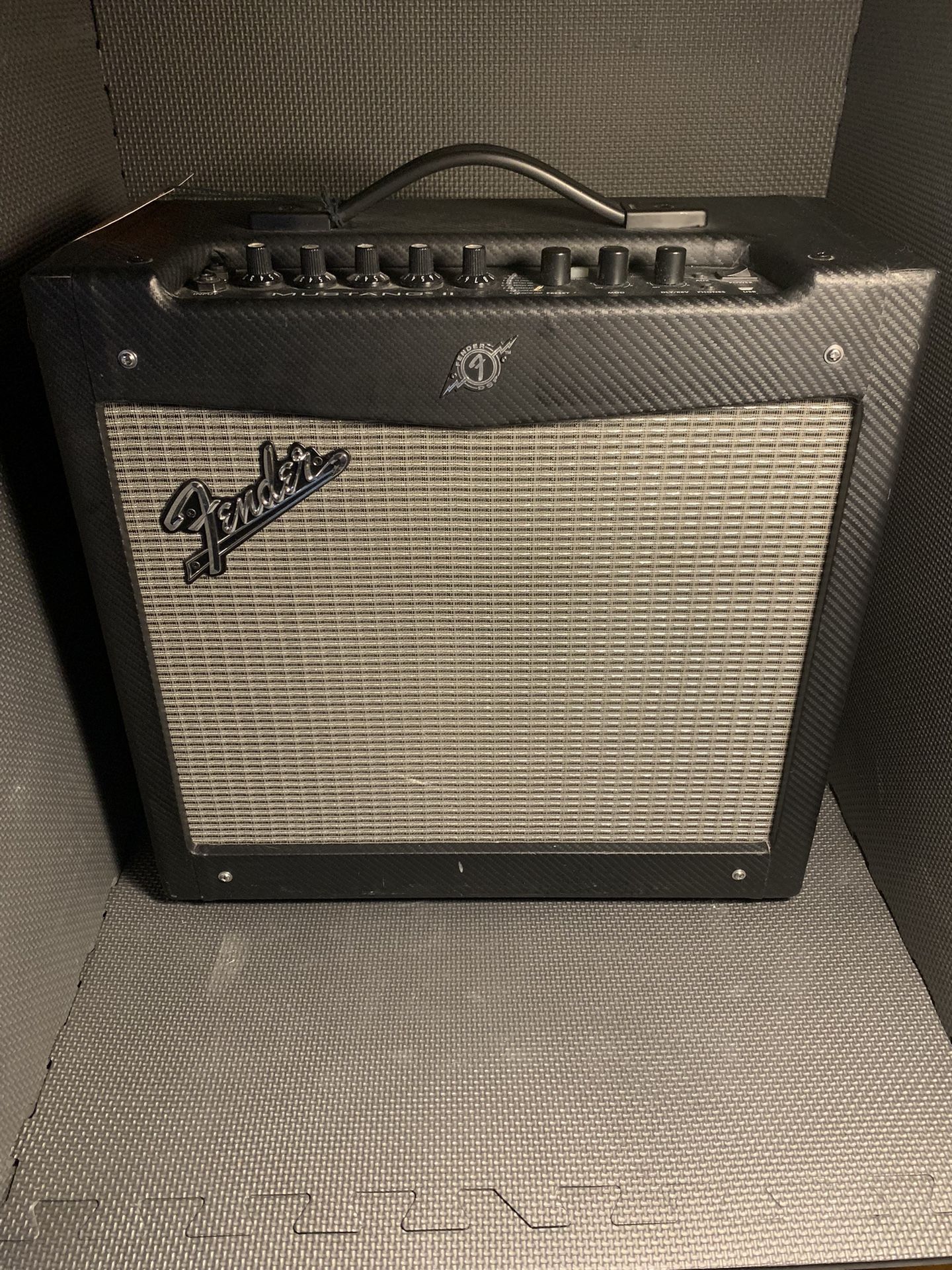 Fender Mustang II