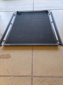 Truck Bed Cover (Revolver X4s)