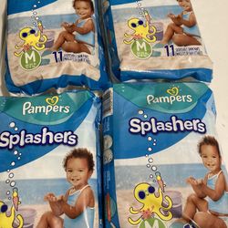 Pampers Splashers Size M Bundle of 4