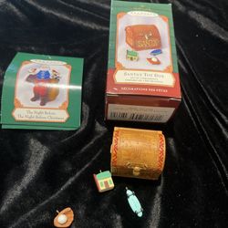 Hallmark 2001 Santa’s Toy Box In Original Box
