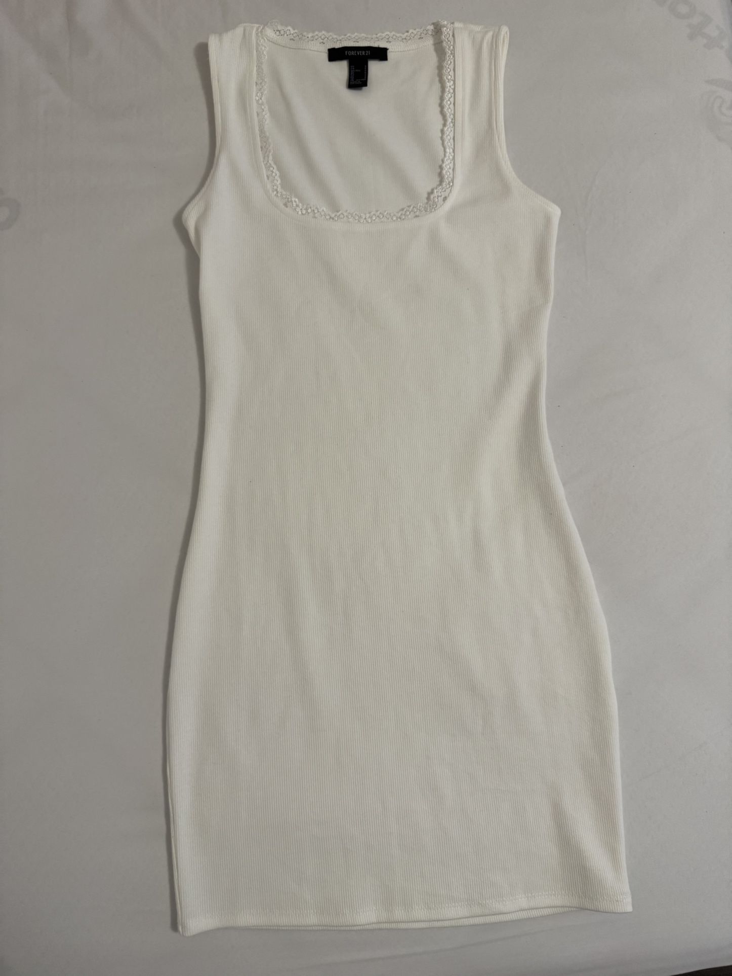Size Small White Slim Summer Dress
