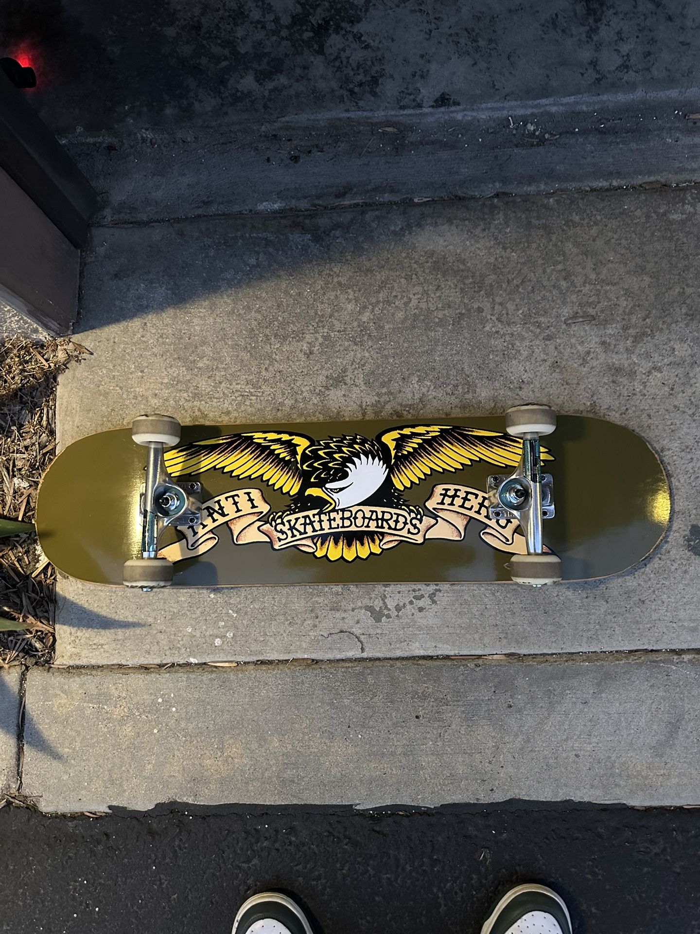 Anti Hero Complete Skateboard