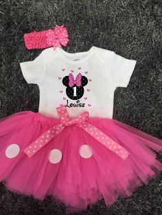 Minnie Mouse outfit