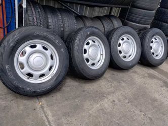 Ford F150 Wheels And Tires $190 Set Of Four