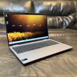 Like New DELL Precision 3590 15.6” inches Ultra 7 14th gen 16GB RAM 512GB SSD RTX A500 4GB GPU Full HD 1080p Windows 11 laptop computer