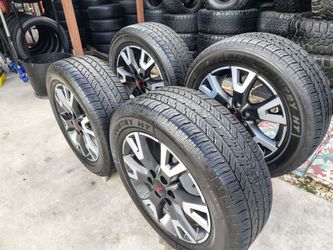 RINES 20" DE 6 BIRLOS PARA TOYOTA TACOMA 4 RUNNER CHEVY SILVERADO NISSAN TITAN ARMADA Y MUCHOS MAS TROCAS COMPATIBLES SITE INTERESAN AQUI ESTAN DISPON