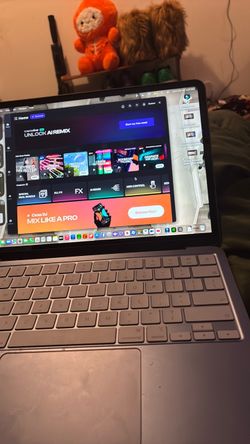 MacBook