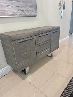 Modern buffet cabinet