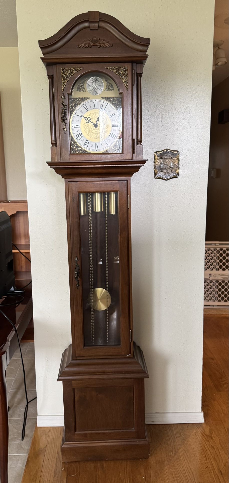 Howard Miller Grandfather Clock Tempus Fugit