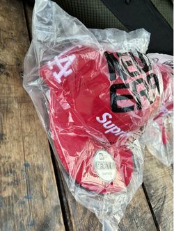 Supreme Hat New Era