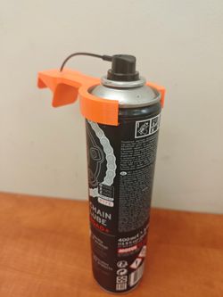 Chain lube tool