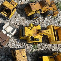 Vintage Tonka Trucks 15 PCs 