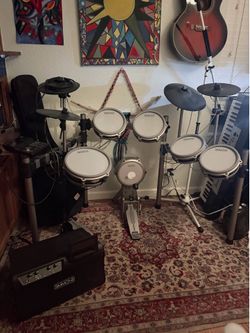Simmons Titan 70 Drum Kit
