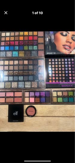 Make up eyeshadows collection