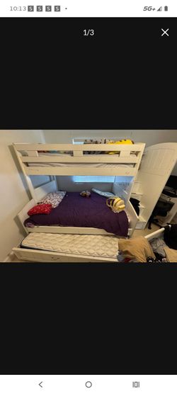Tri bunk bed