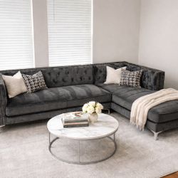 🔥 FREE DELIVERY – Modern Gray Velvet Sectional Couch 🔥