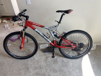 Specialized Stumpjumper full-suspension mountain bike
