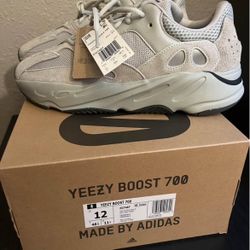 Yeezy 700 salts 