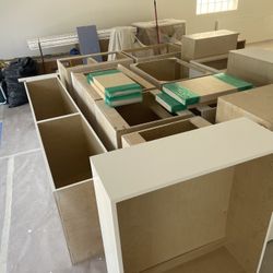 Kitchen Cabinets 