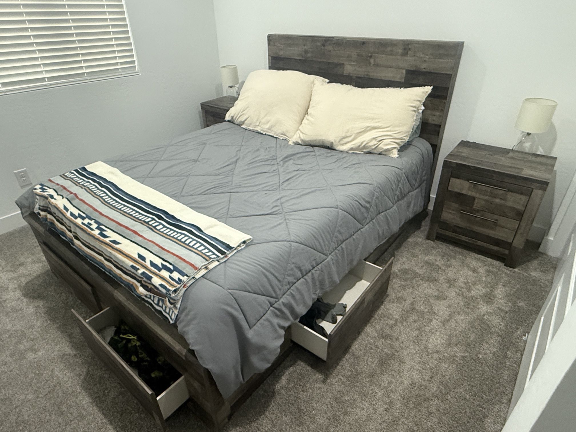 Queen Bedroom Set