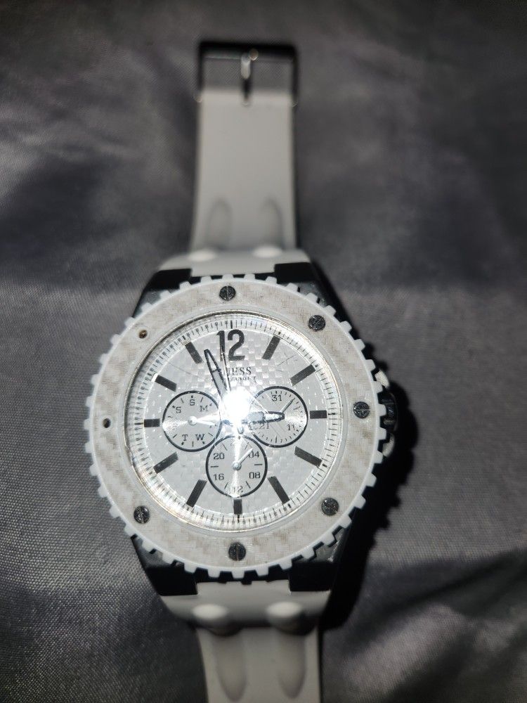 Guess Waterpro Chronograph Watch Men's White Tone Stainless Steel Classic 100M