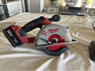 Milwaukee M 18 cordless metal saw