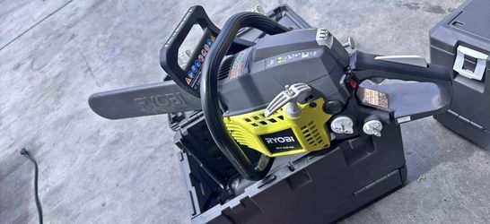 Ryobi gas chainsaw 18in