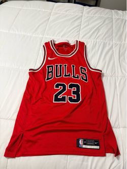 BULLS JORDAN JERSEY (Never worn)