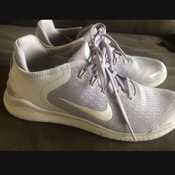 Nike Women’s shoes size 10 Brand New