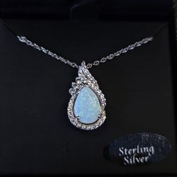 Silver And Opal Dimon Necklace 