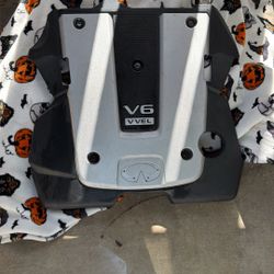 Infinity G37 Engine Cover 