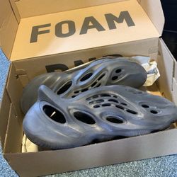 Yeezy Foam Runners 