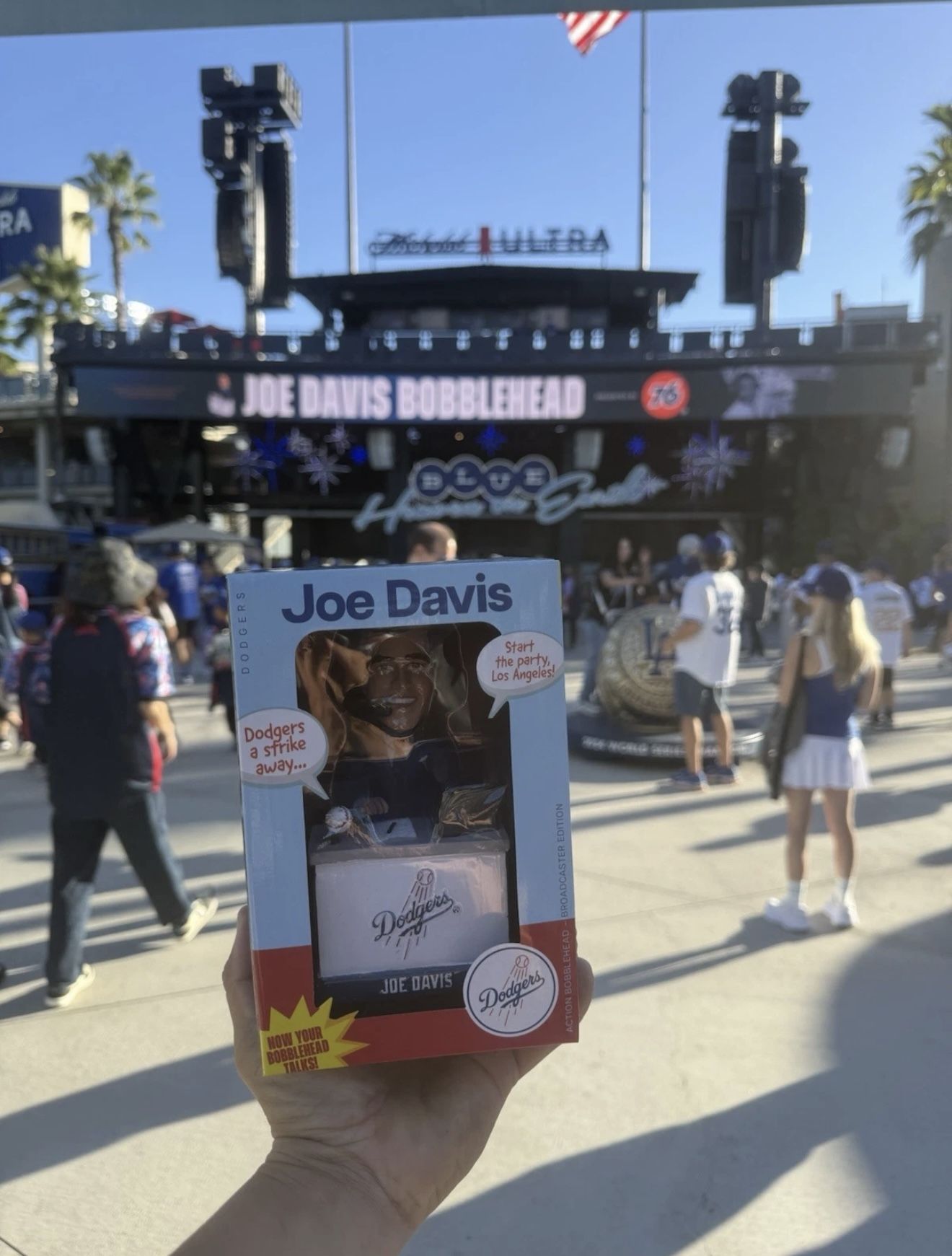 Joe Davis BobbleHead SGA 2025