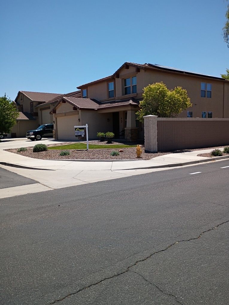 RV Garage Home / Far North Peoria