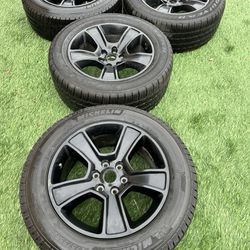 Chevy Silverado Rims 20 Inches Tahoe Yukon GMC Sierra Denali Rims Black Good Tires 