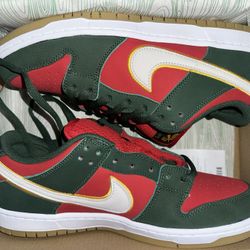 Nike SB Dunk Low Pro 