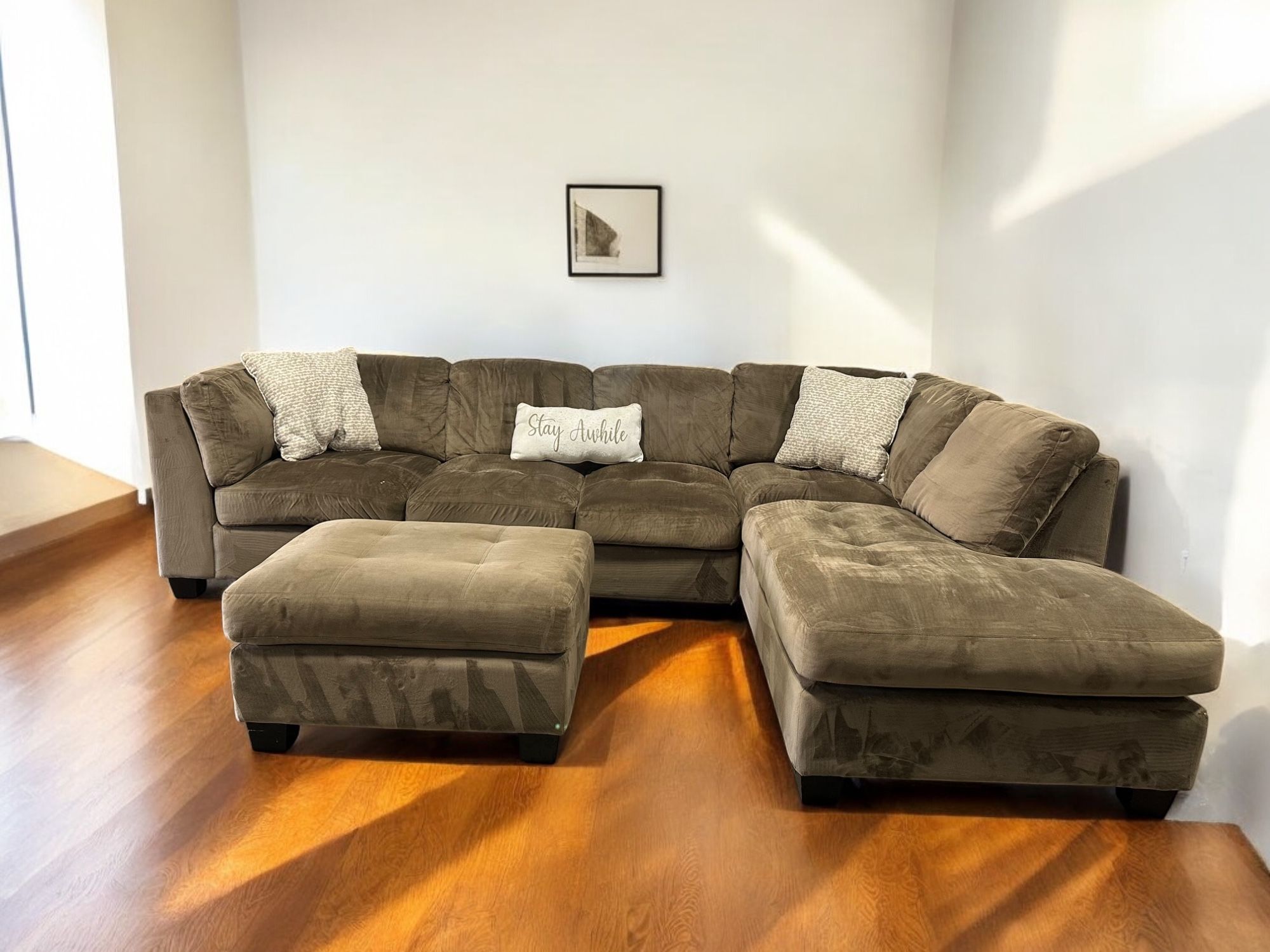 Free Delivery – Large Plush Sectional Sofa with Ottoman