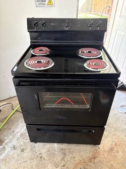 FRIGIDAIRE ELECTRIC STOVE BLACK OVEN RANGE ESTUFA ELÉCTRICA BUENA