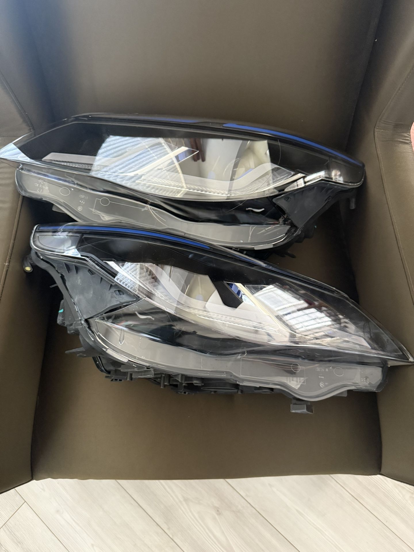 Pair LED Headlights Assembly For BMW 5 series E60 E61 2005-2010 Upgrade Lamp Kit