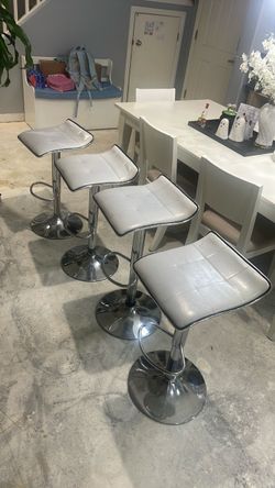 Set of 4 Adjustable Bar Stools