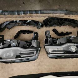 2020 Jeep Trackhawk, SRT LH and RH Side Headlights