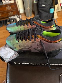 Football cleats 10.5 brand never worn