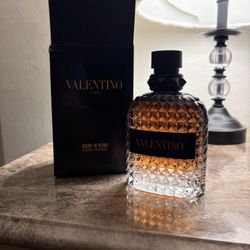 Valentino Uomo Born In Roma CORAL FANTASY