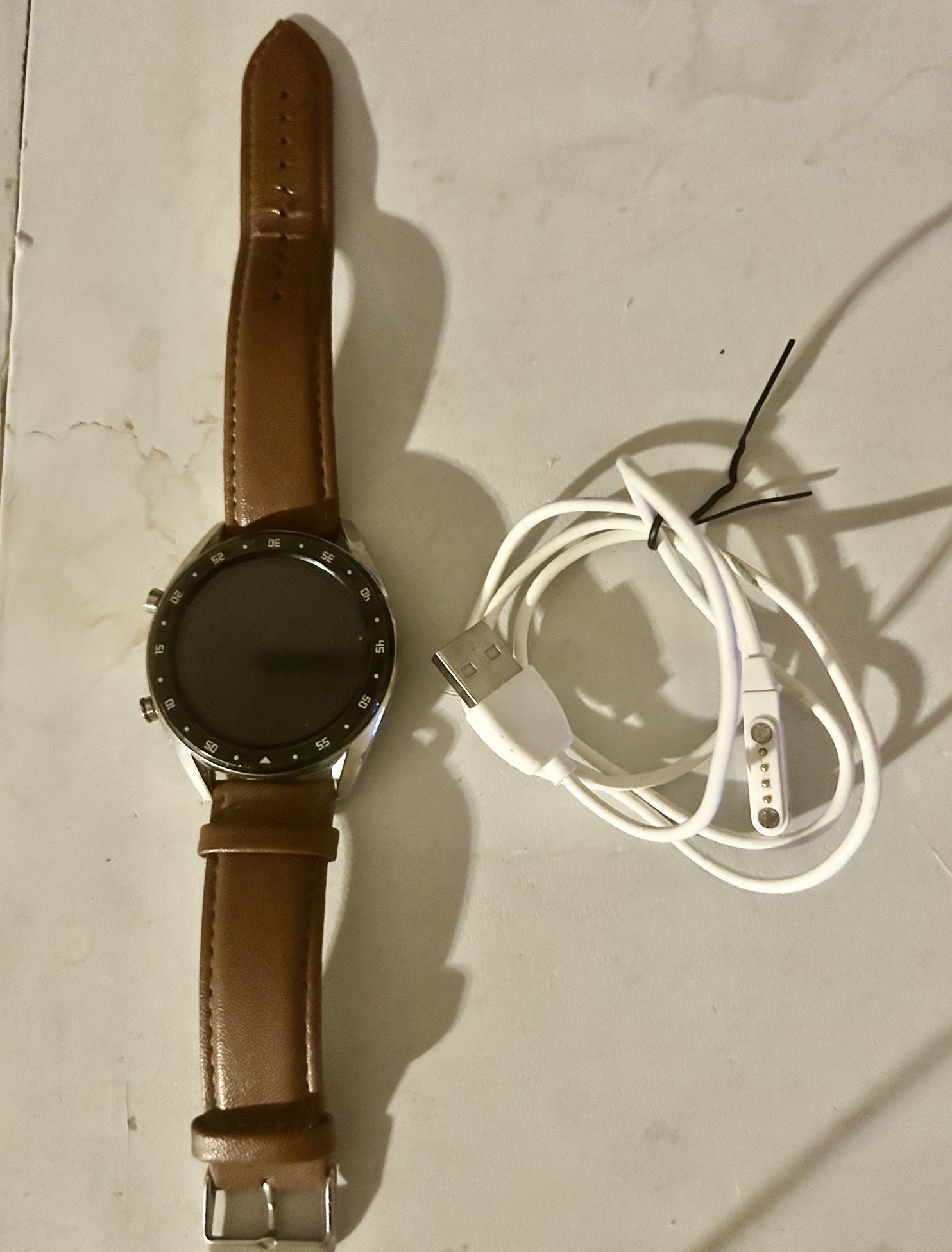 Oshen LuxE Smart Watch Lightly Used, Band In Lightly Used Condition.