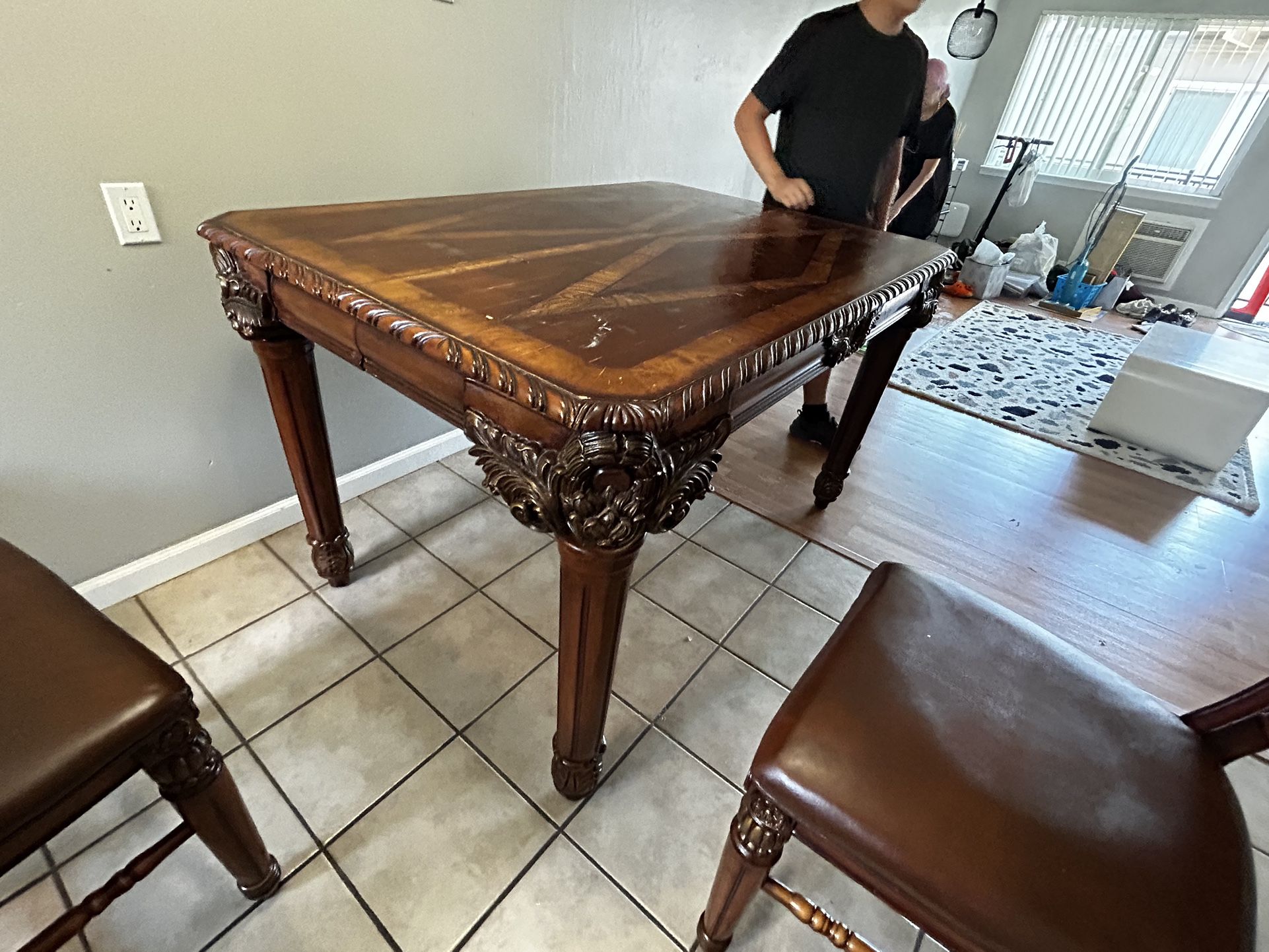 Table And 4 Chairs Free