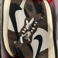 Jordan 1 High Travis Scott 