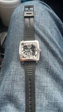 GUESS Skeleton Watch Good condition Works