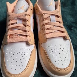 Jordan 1 Low Sunset Haze Women's 7.5