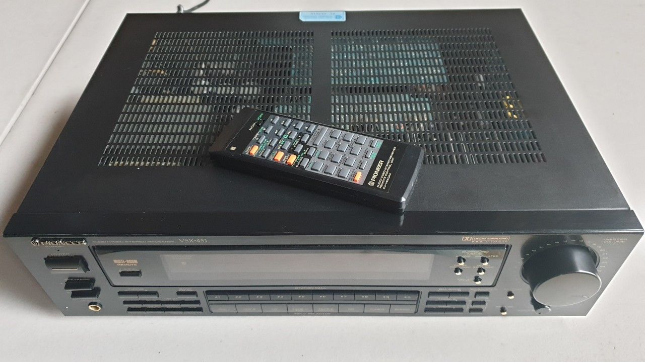 Pioneer VSX-451 AM/FM Pro-Logic Home Audio Stereo Receiver Phono Video Amp Box